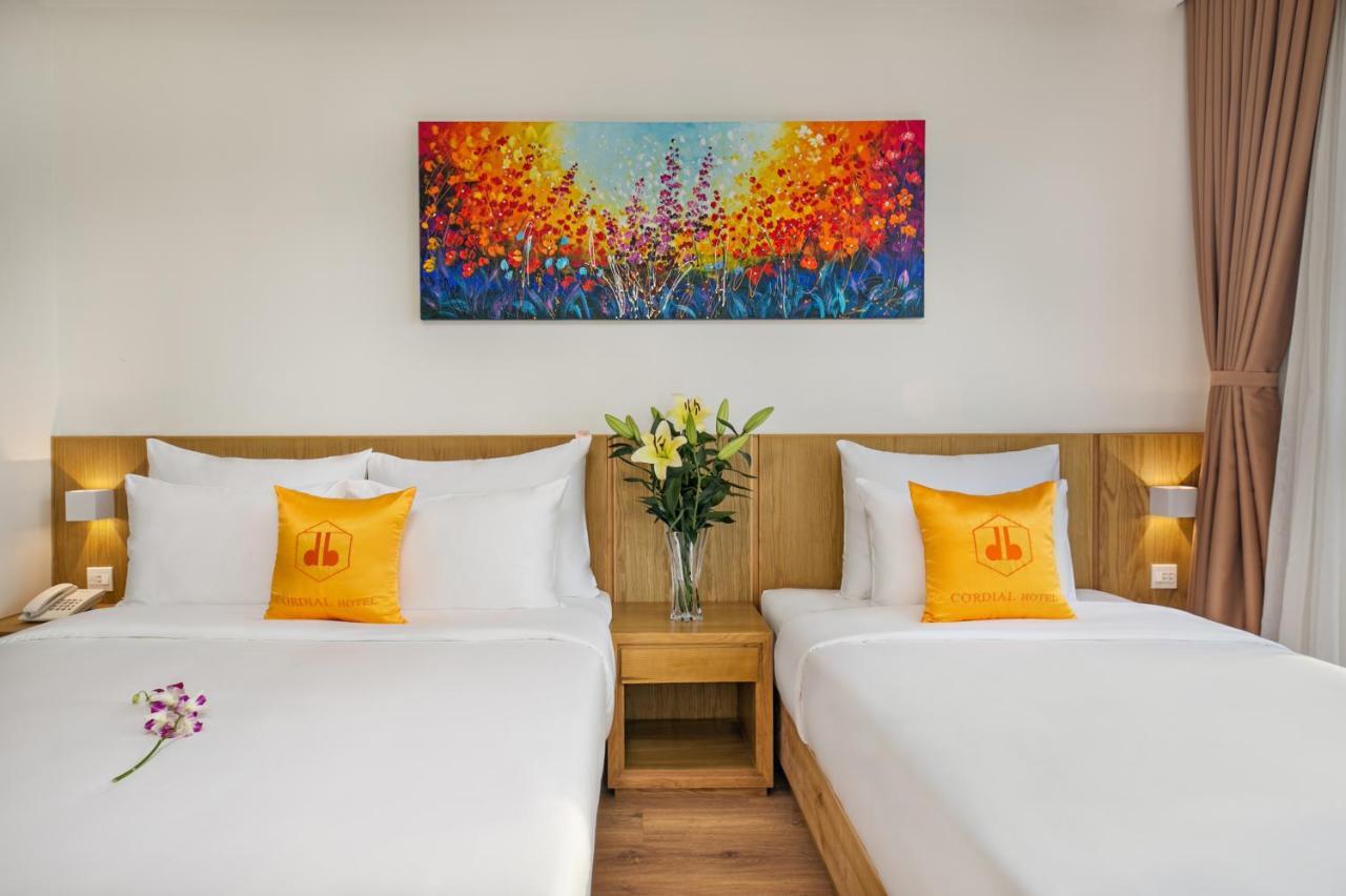 Cordial Beach Hotel Da Nang Exterior foto