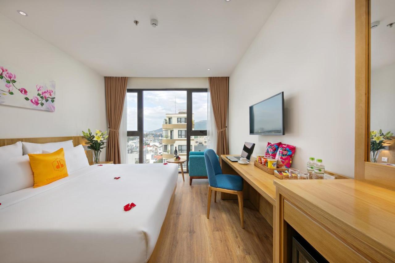 Cordial Beach Hotel Da Nang Exterior foto
